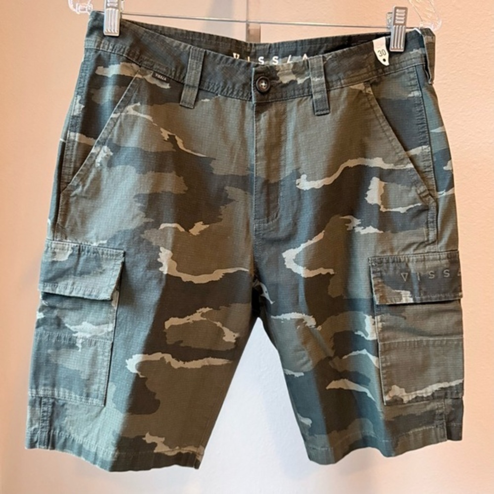 NWT Vissla Tiger Stripe camo cargo shorts mens size 30